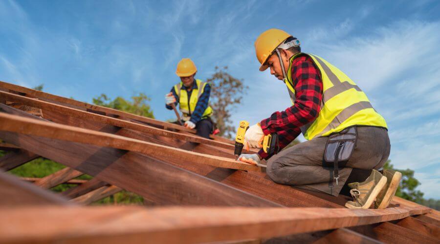 Expert new roof installation services in Wamsutter, WY